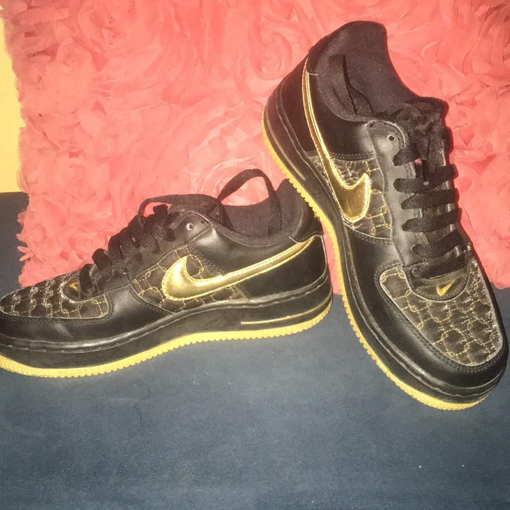 🔥SUPER DOPE “RARE” NIKE AIR FORCE 1!!!!🔥
